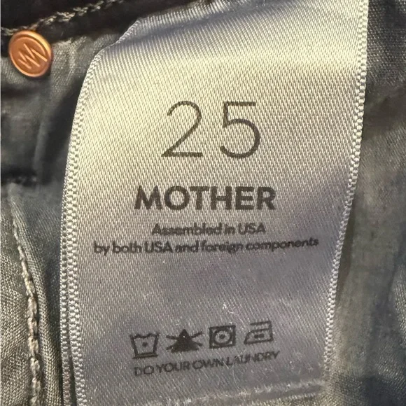 Lil Mother (Petite) Weekender Fray Jeans - Picture 13 of 13